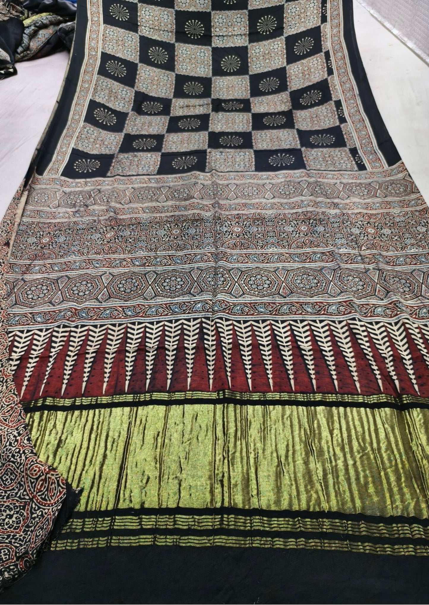 Ajrak Tissue Pallu