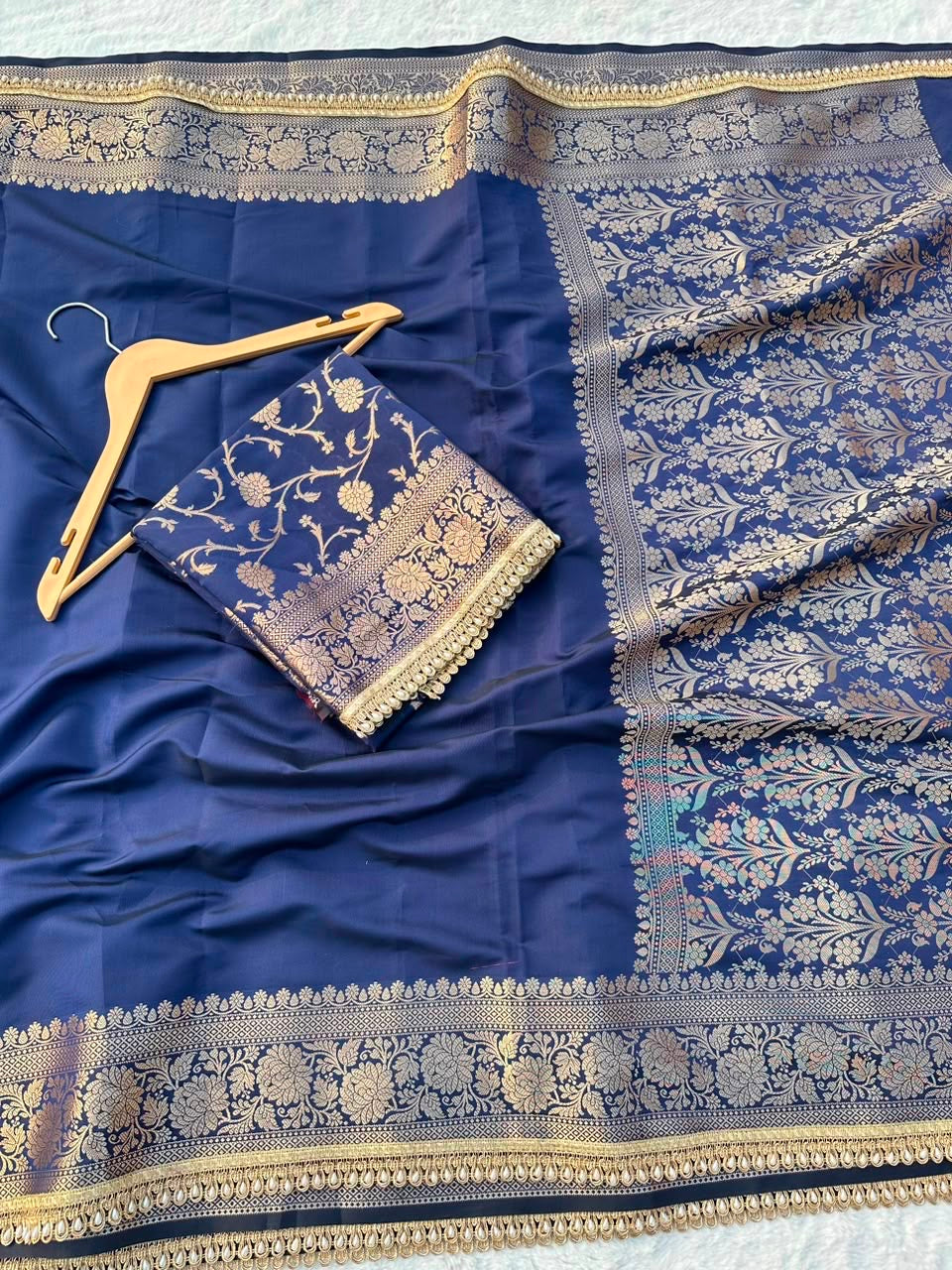 Banaras Soft Silk Floral Vine