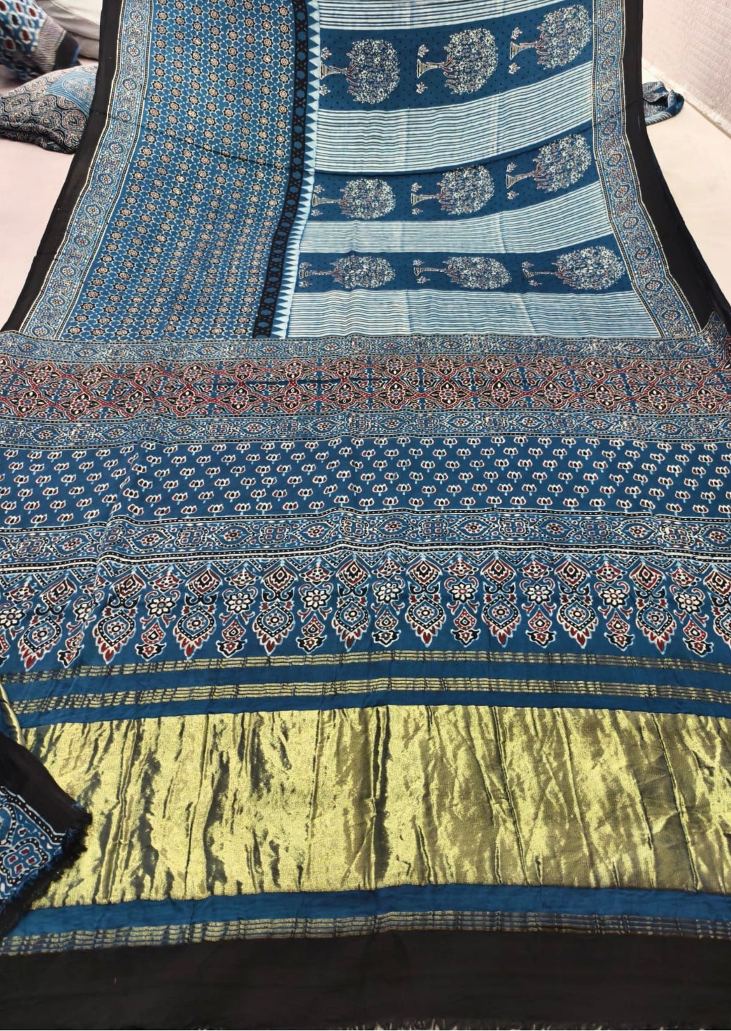 Ajrak Tissue Pallu