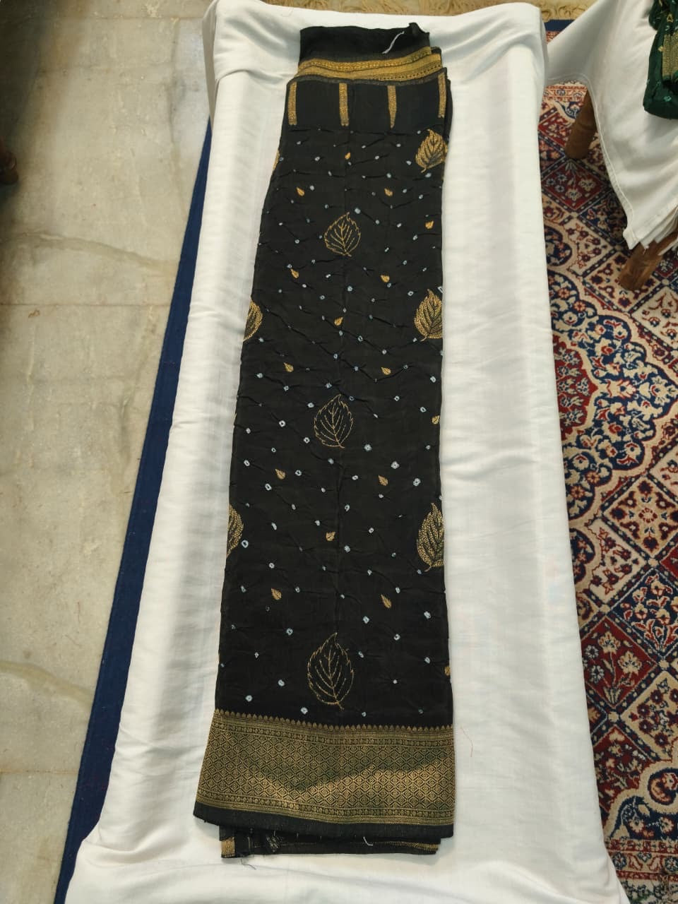 The Devotion — Fancy Bandhani Leaf Saree