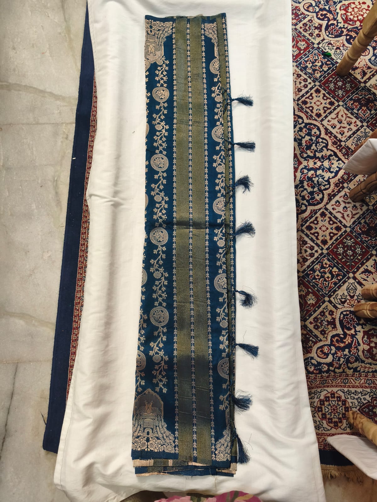 Peacock Zari Borderless Silk Saree