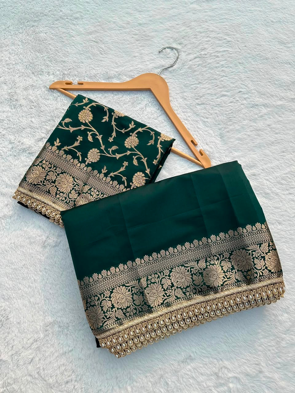 Banaras Soft Silk Floral Vine