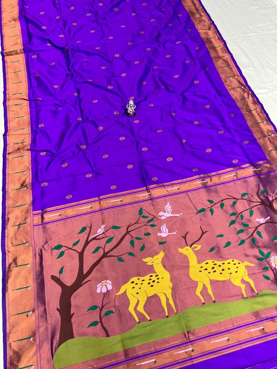 Paithani Pooja Deer