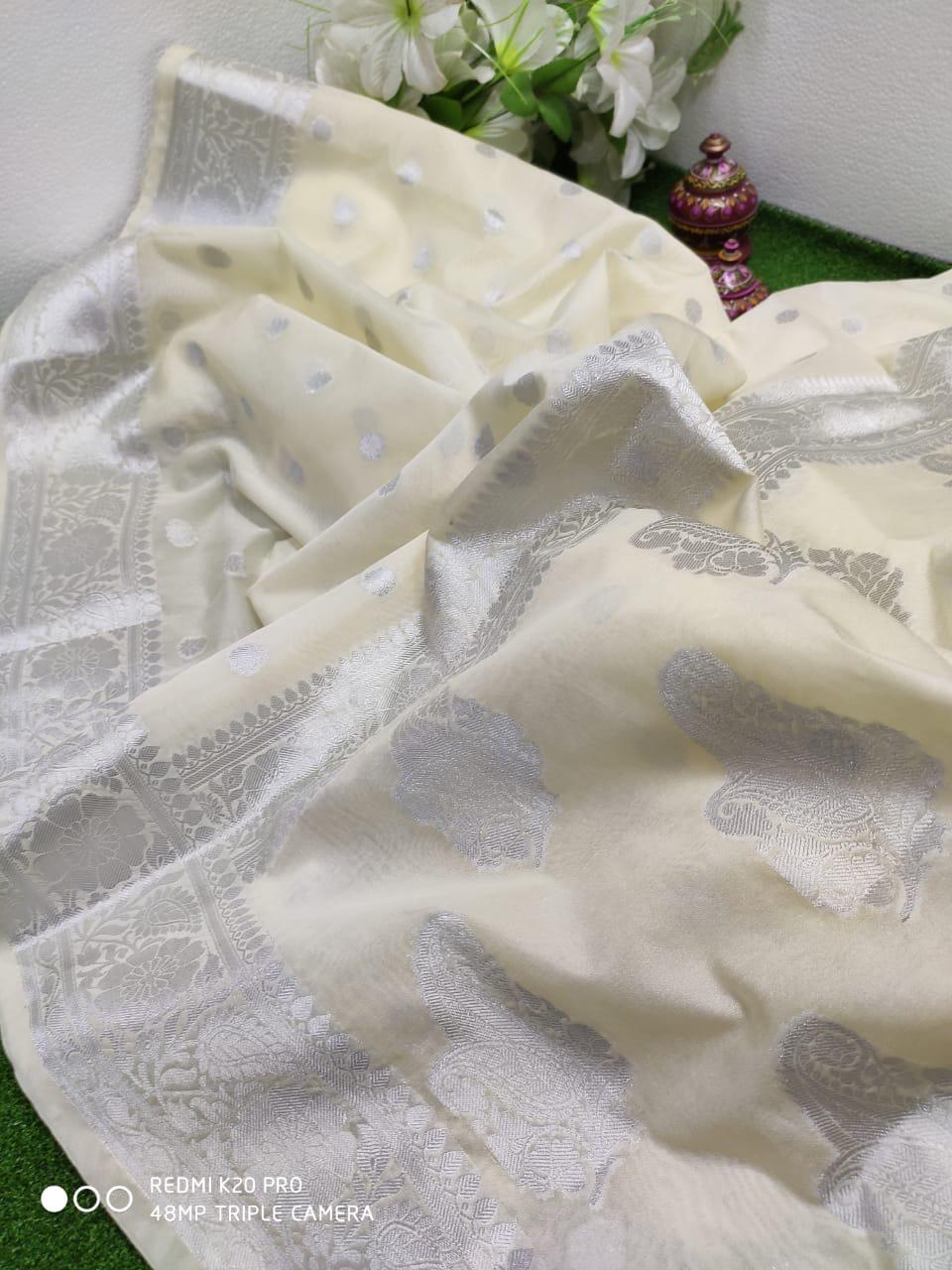 Banaras Katan Viscose Georgette Flower Butta