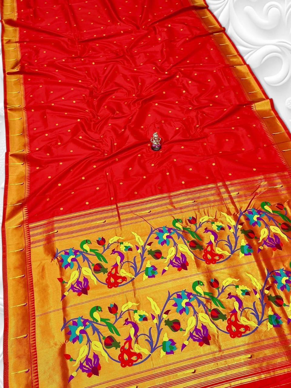 Gouri Muniya Paithani Saree