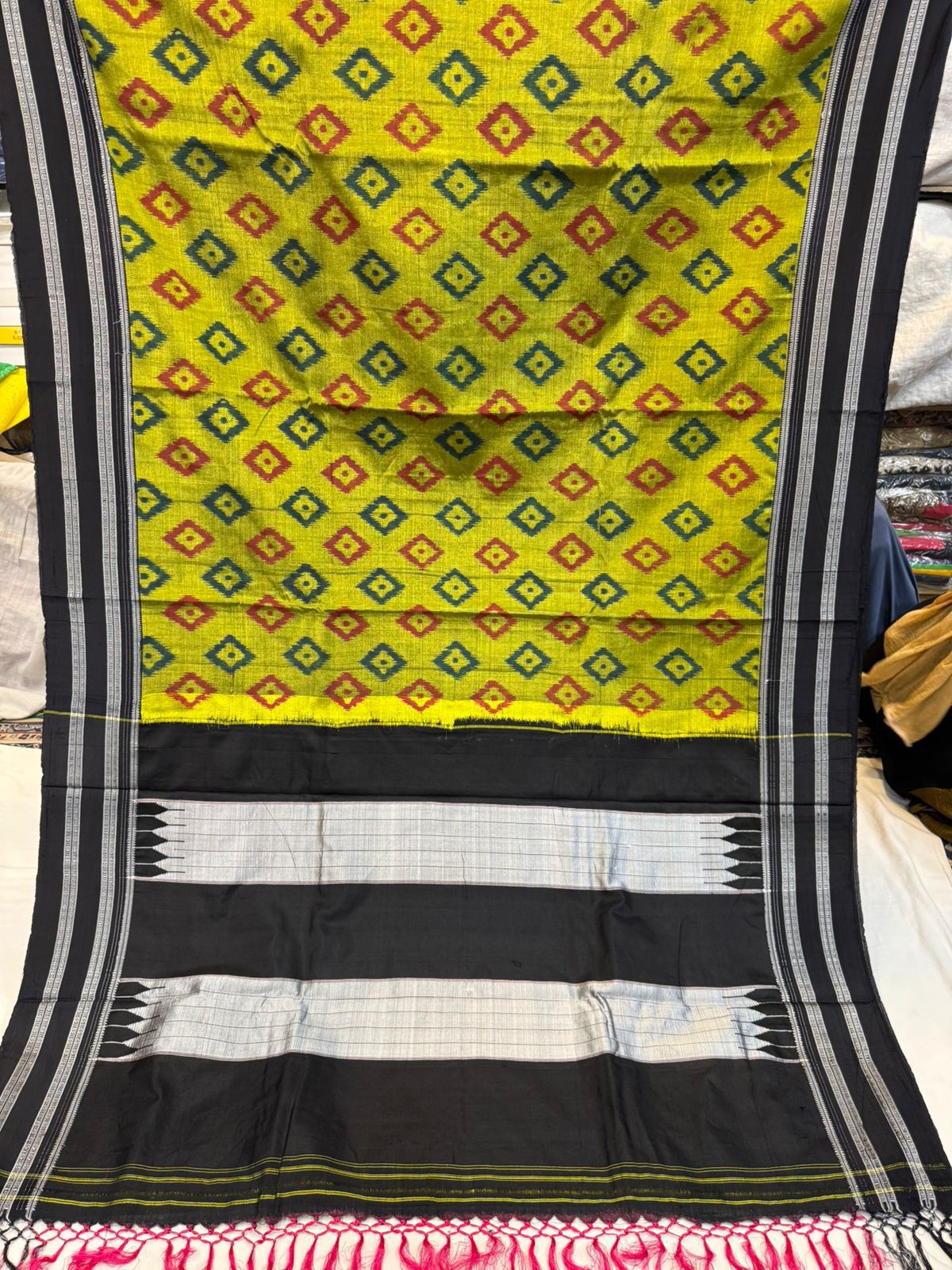 Ilkal Gayatri border